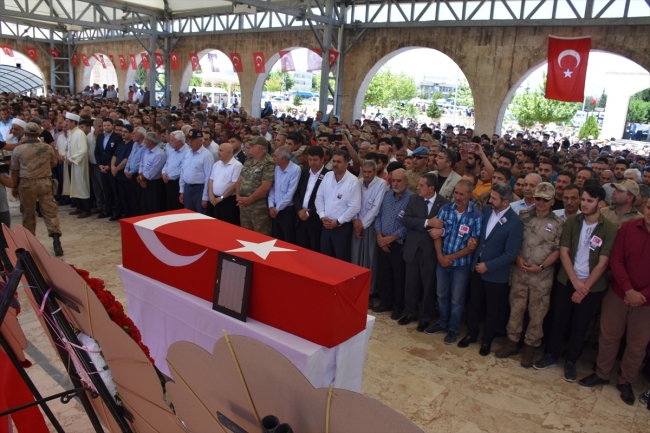 Şehit Jandarma Uzman Çavuş Cevdet Canördek son yolculuğuna uğurlandı